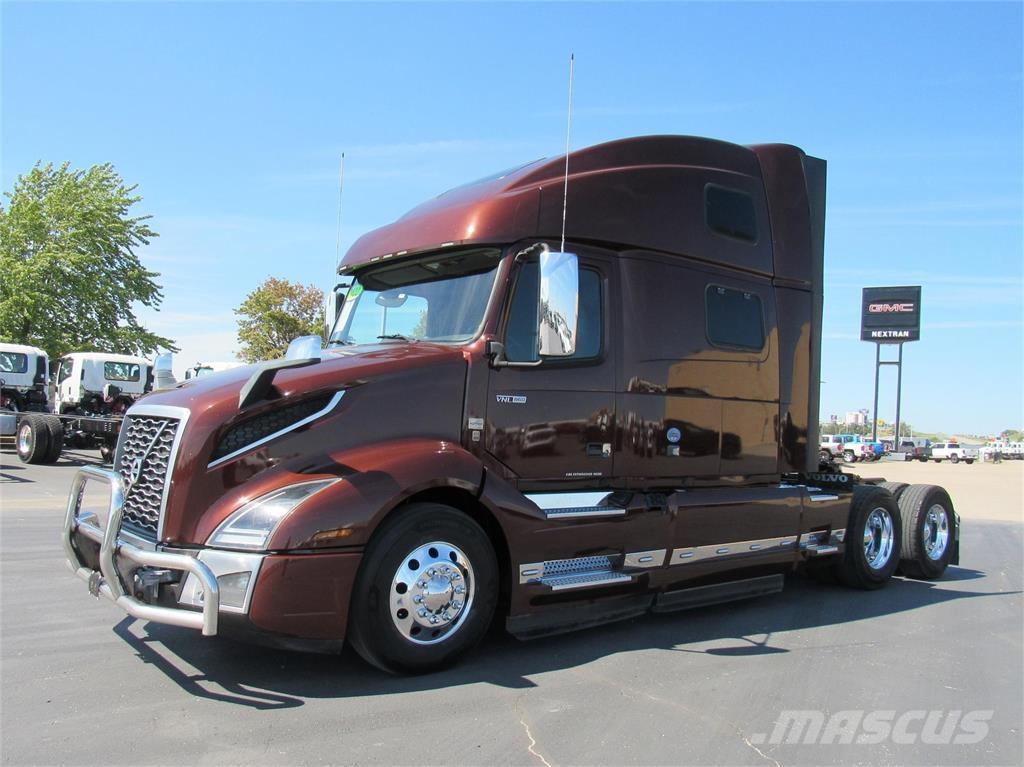 Volvo VNL64T860 牵引车