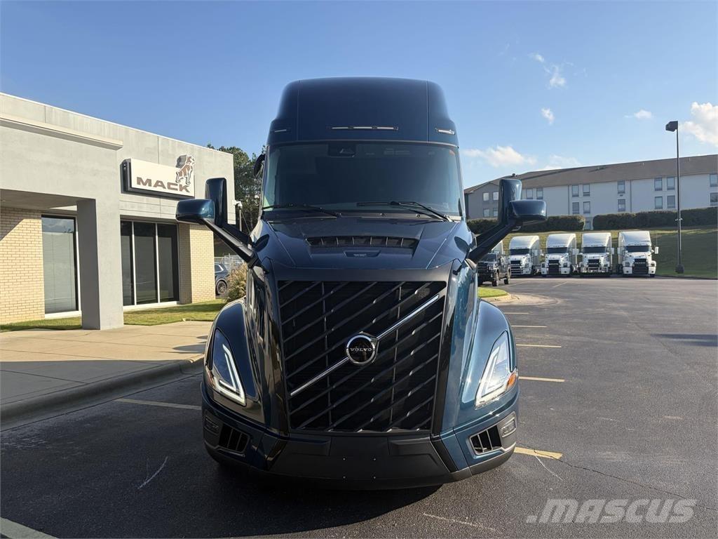 Volvo VNL64T860 牵引车