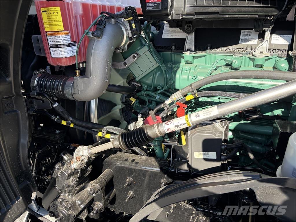 Volvo VNL64T860 牵引车