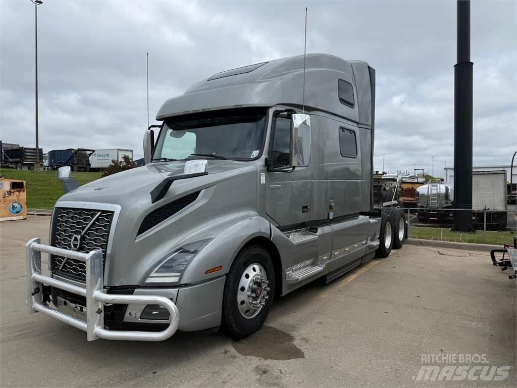 Volvo VNL860 牵引车