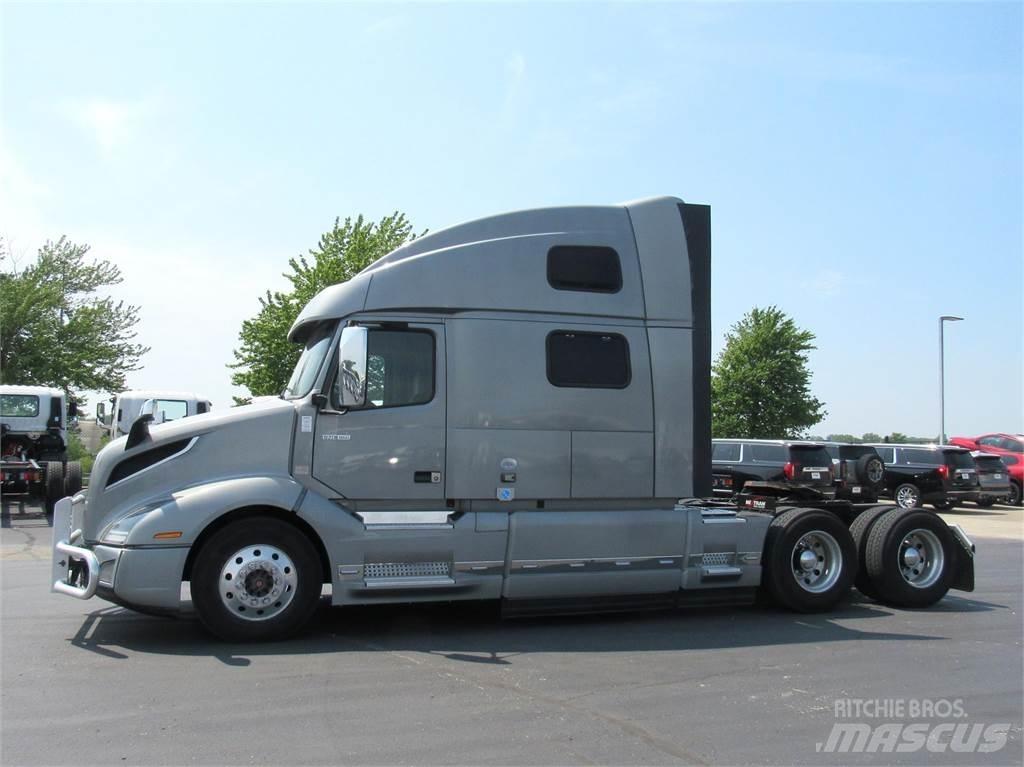 Volvo VNL860 牵引车