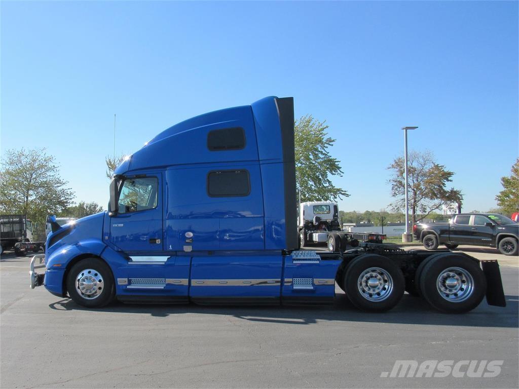 Volvo VNL860 牵引车