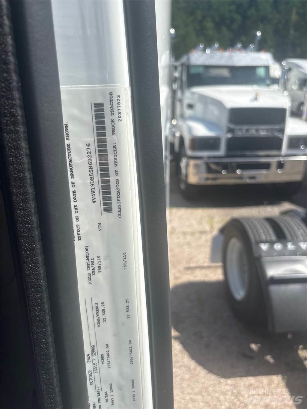 Volvo VNR42T300 牵引车