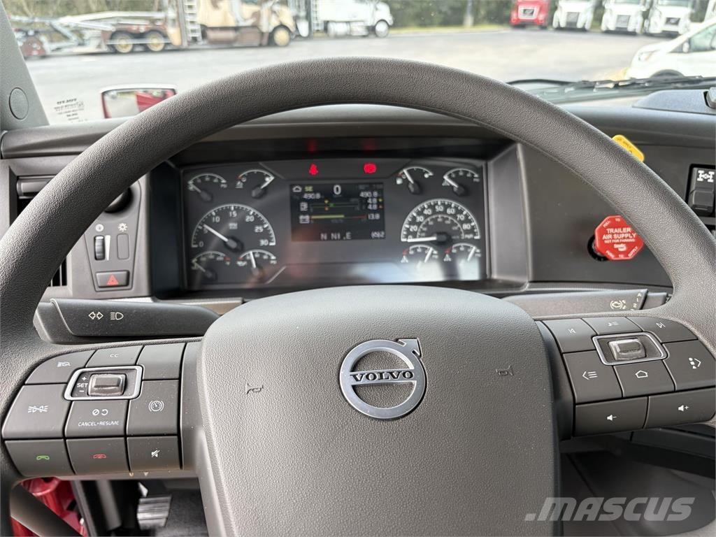 Volvo VNR64T300 牵引车