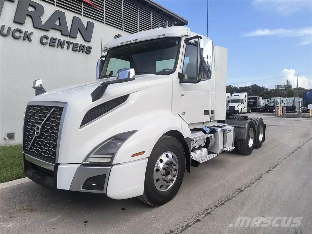 Volvo VNR64T300 牵引车