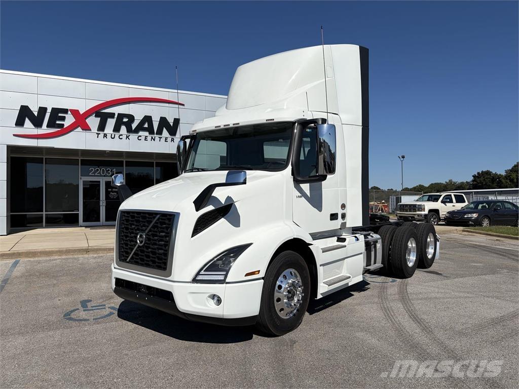 Volvo VNR64T300 牵引车