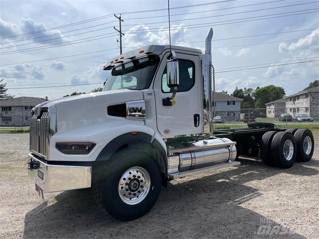 Western Star 49X 牵引车
