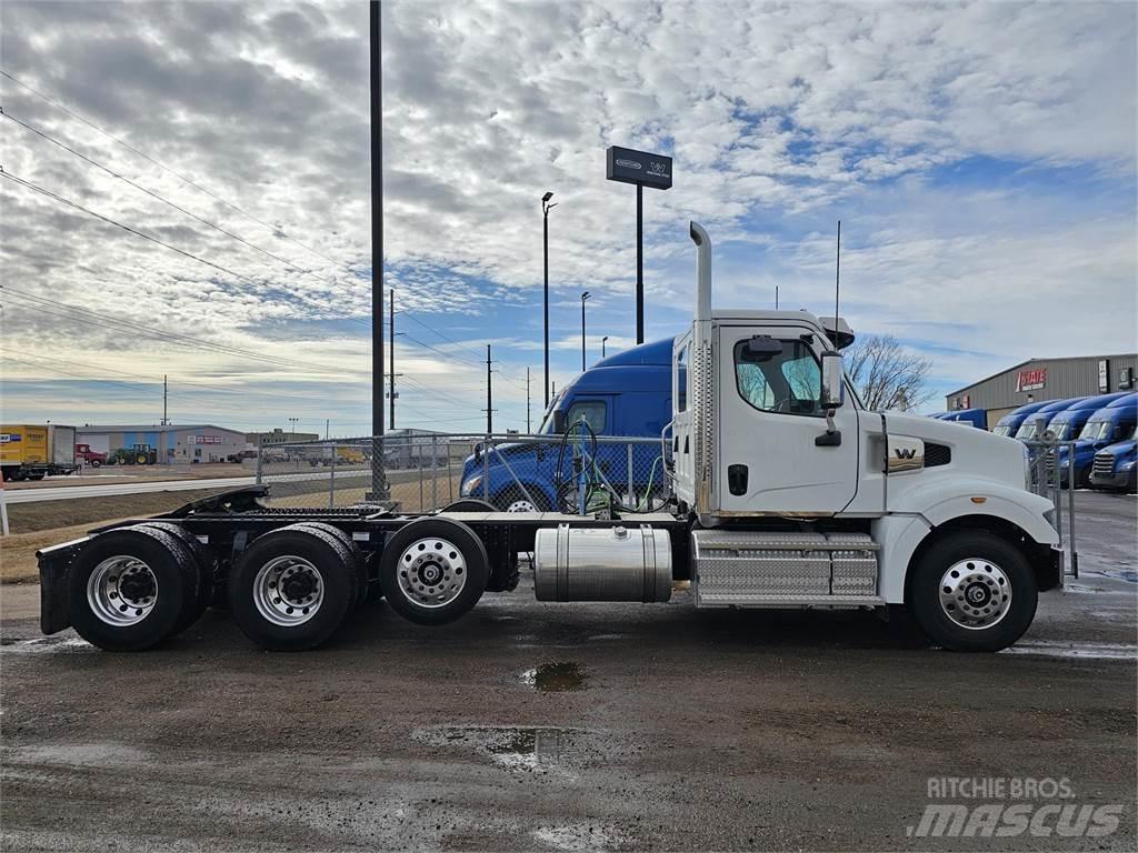 Western Star 49X 平板车