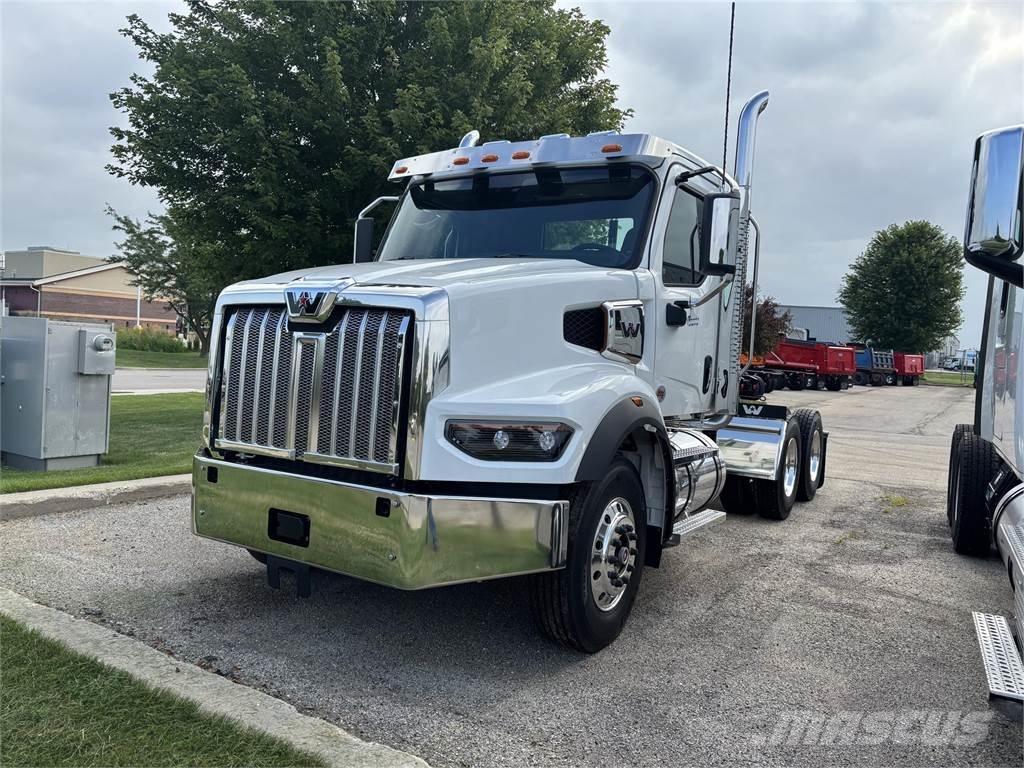 Western Star 49X 牵引车