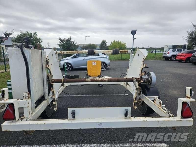 Adoc 3T5 自卸半挂车