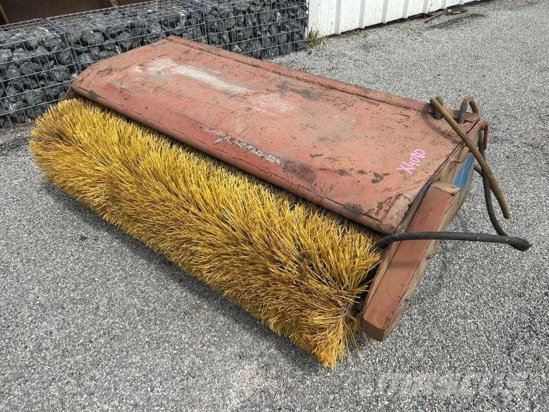  AUTRE 1700mm 道路清扫车