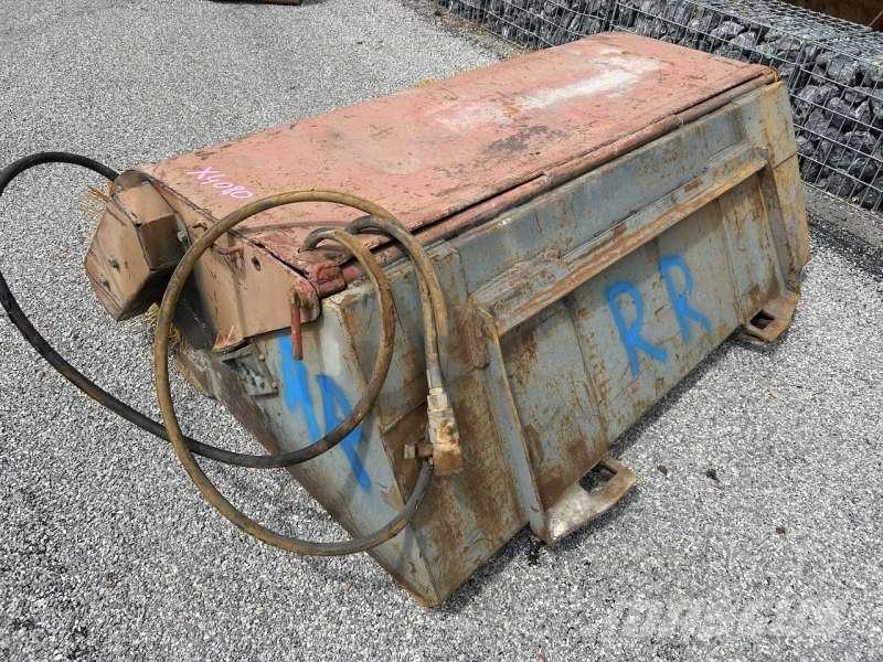  AUTRE 1700mm 道路清扫车