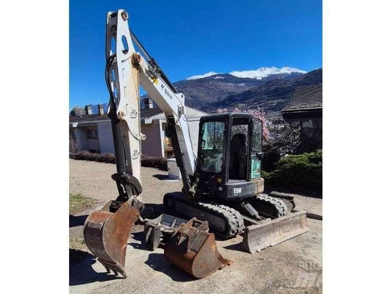 Bobcat E50 小型挖掘机