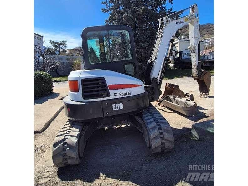 Bobcat E50 小型挖掘机