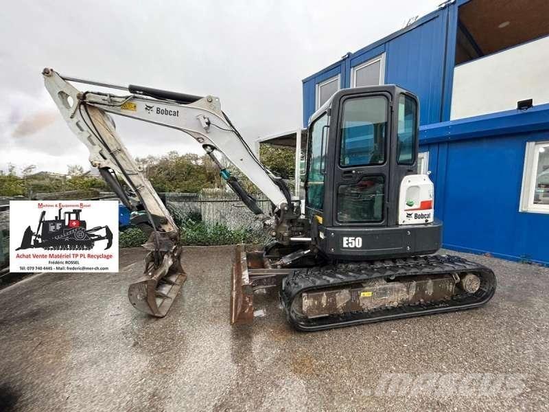 Bobcat E50 小型挖掘机