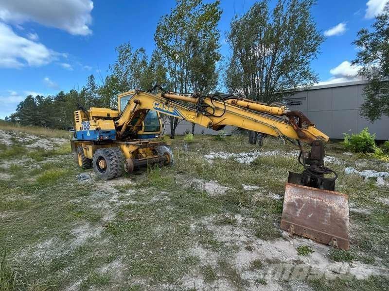 CASE 788-PRR 轮式挖掘机