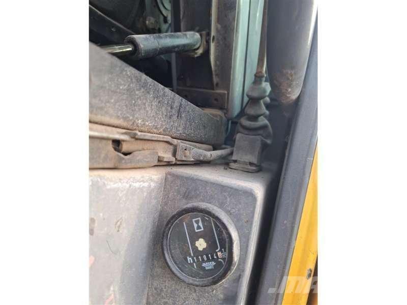 CASE 788-PRR 轮式挖掘机