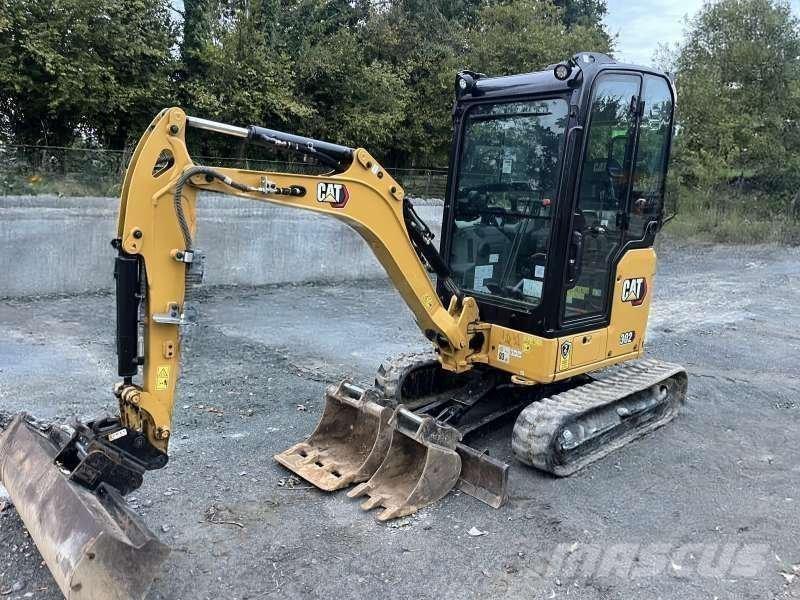 CAT 302 小型挖掘机