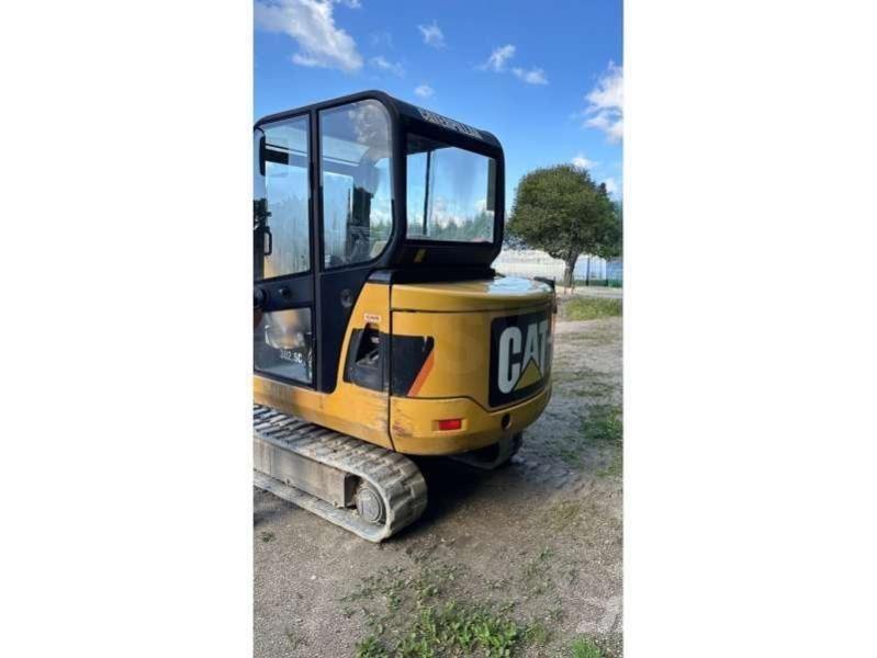CAT 302.5C 小型挖掘机