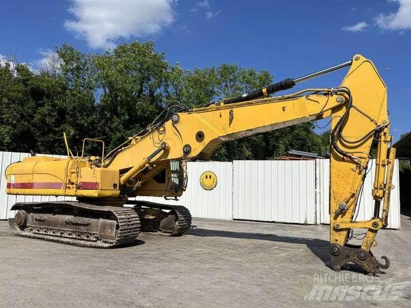 CAT 330D L 组装挖掘机