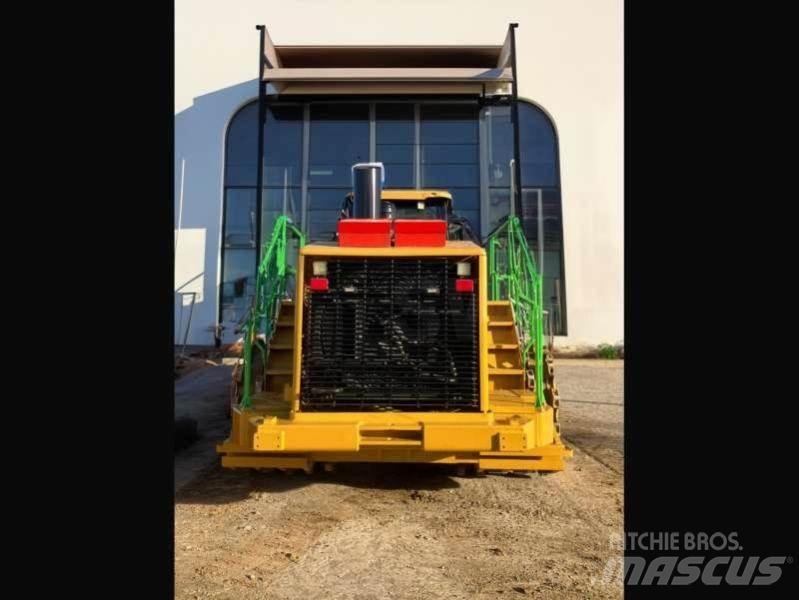 CAT 825H 垃圾压实机
