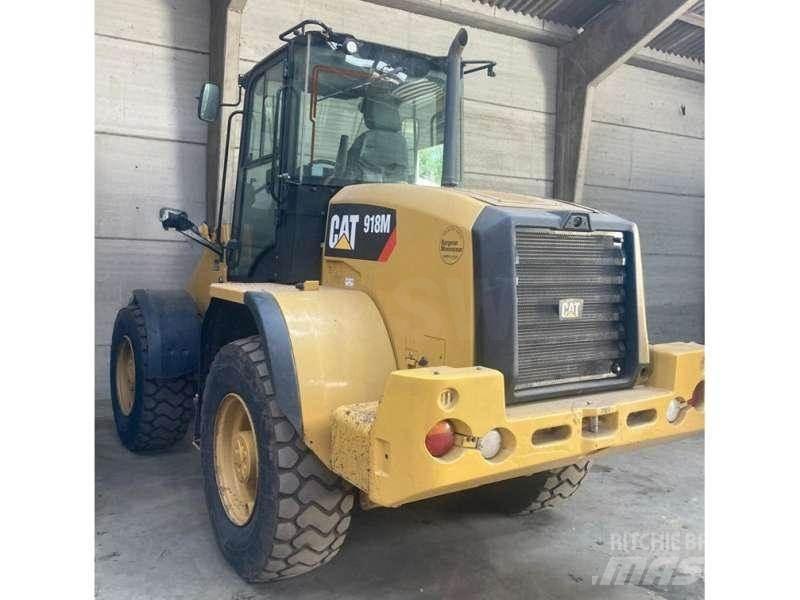CAT 918M 轮式装载机