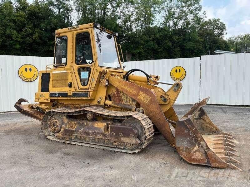 CAT 943 履带式装载机