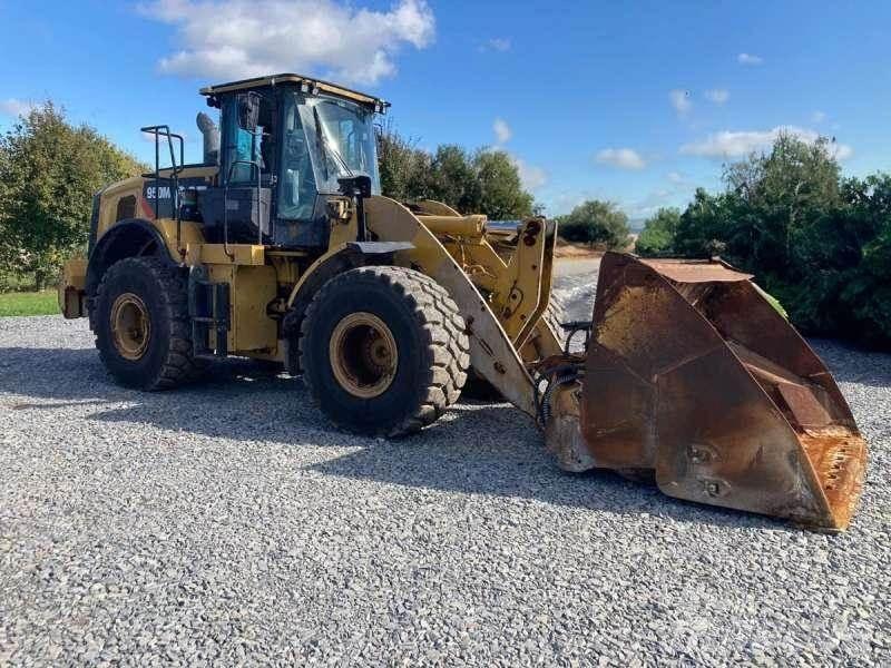 CAT 950M 轮式装载机