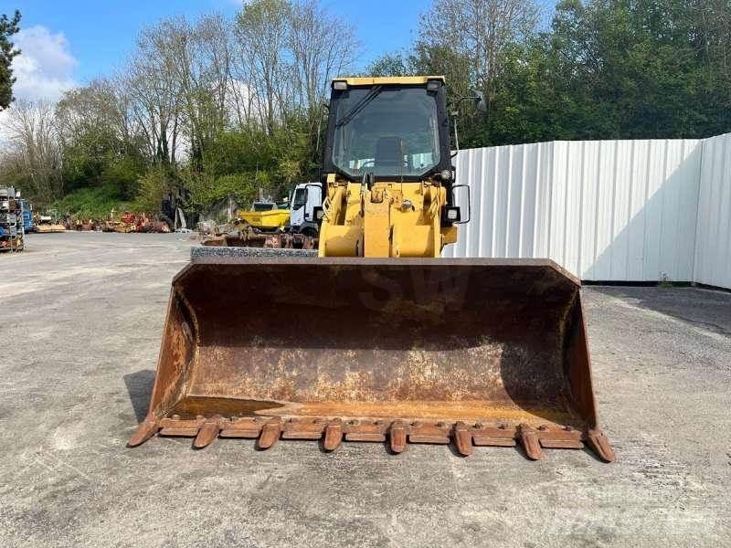 CAT 953C2 履带式装载机