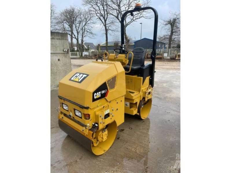 CAT CB1.7 土壤压实机
