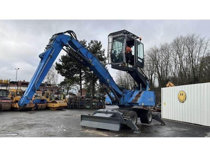 Fuchs MHL320 工业挖掘机