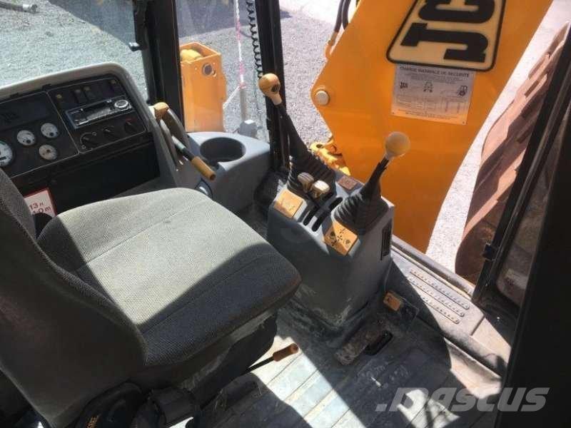 JCB 3CX 反铲装载机