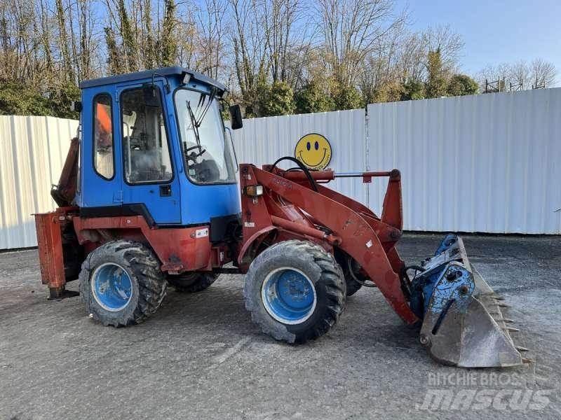 Kubota R520 反铲装载机