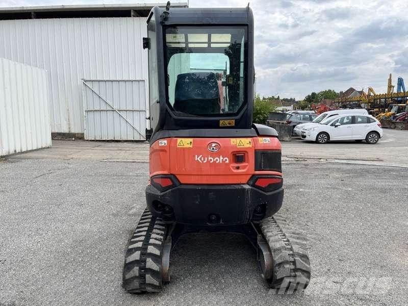 Kubota U27-4 小型挖掘机