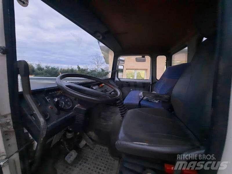 Renault 4X2 自卸式货车