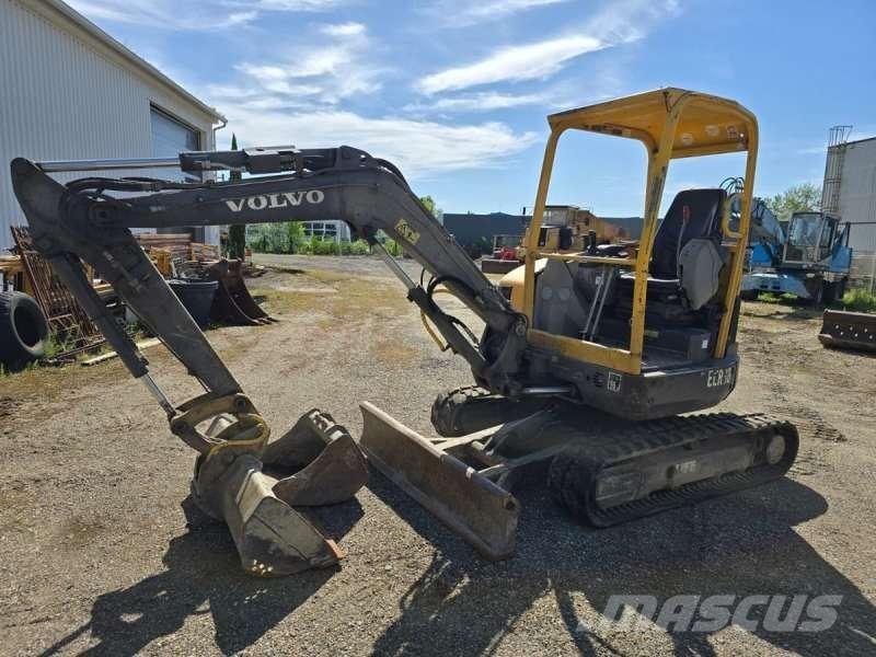 Volvo ECR38 小型挖掘机