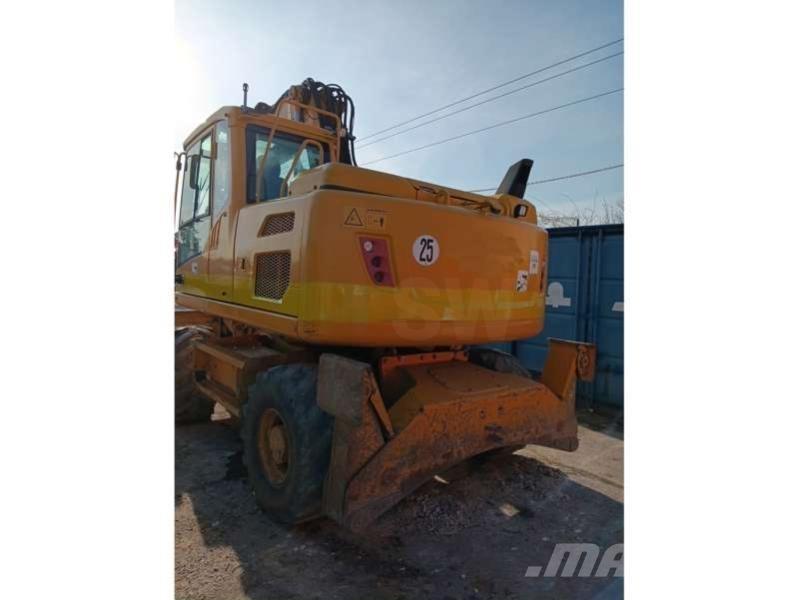 Volvo EW140D 轮式挖掘机