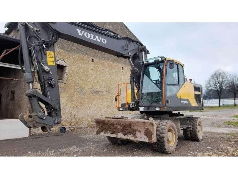 Volvo EW180E 轮式挖掘机