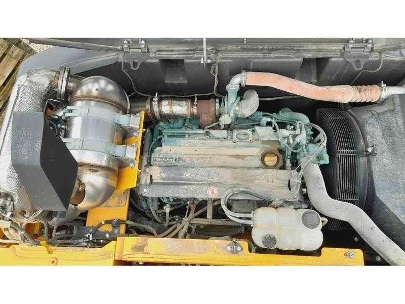 Volvo EW180E 轮式挖掘机