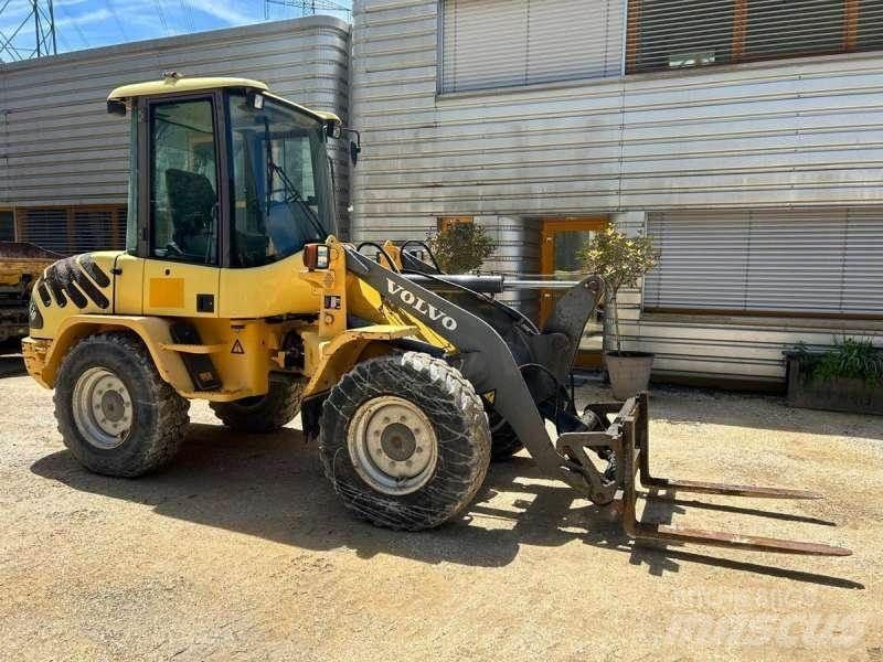 Volvo L30Z 小型装载机