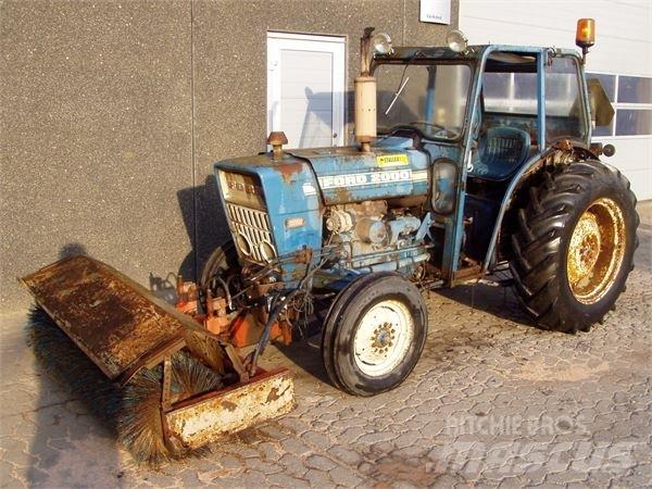 Ford 2000 拖拉机/农用车