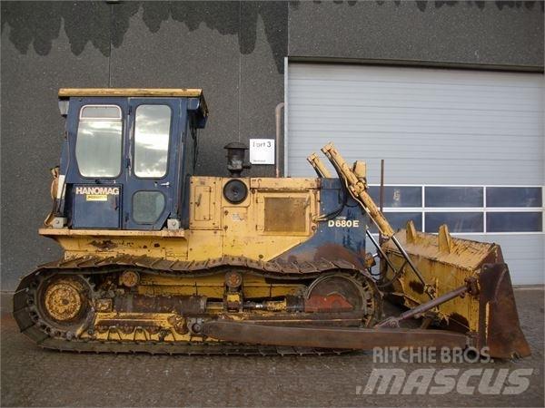 Hanomag D680E 履带式推土机