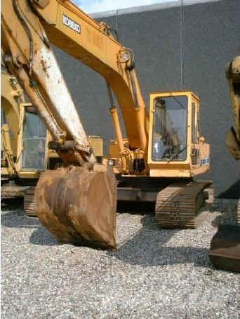 Kobelco 907 履带挖掘机