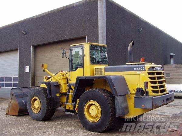 Komatsu WA420-3H 轮式装载机