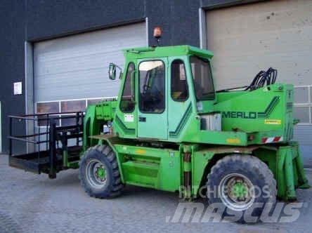 Merlo P25.11XS 伸缩臂叉装车|叉装车
