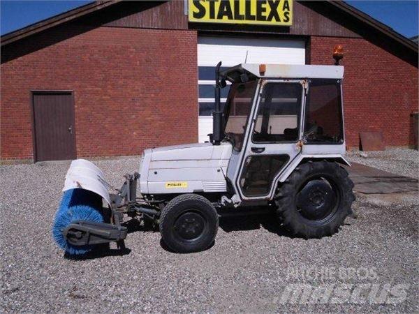 Mitsubishi 280 拖拉机/农用车
