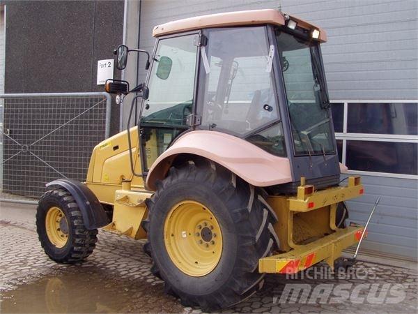 New Holland NH95 拖拉机/农用车