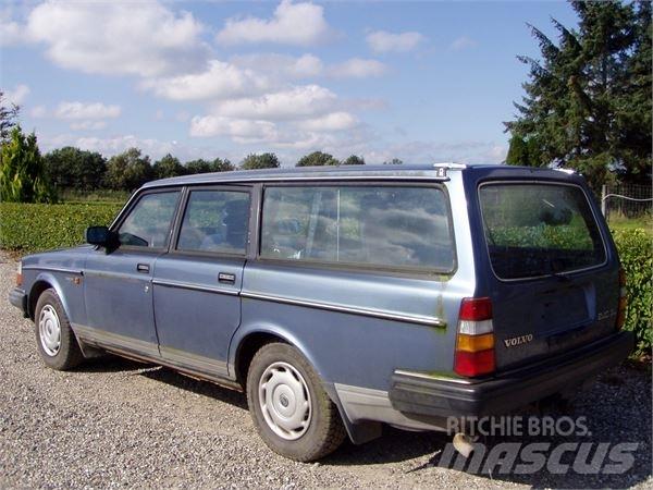 Volvo 240GL 汽车