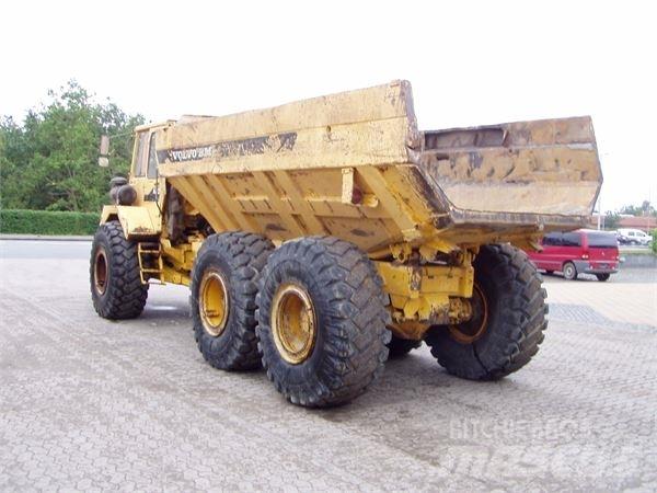 Volvo A25 铰接式自卸车