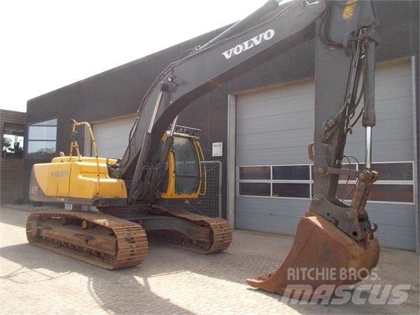 Volvo EC210LC 履带挖掘机